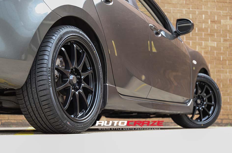 MAZDA-3-ROTATE-MATTE-BLACK